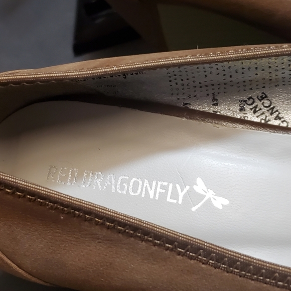 NWOT RED DRAGONFLY  Bow-Tied Wedge Heel Shoes - Picture 2 of 8